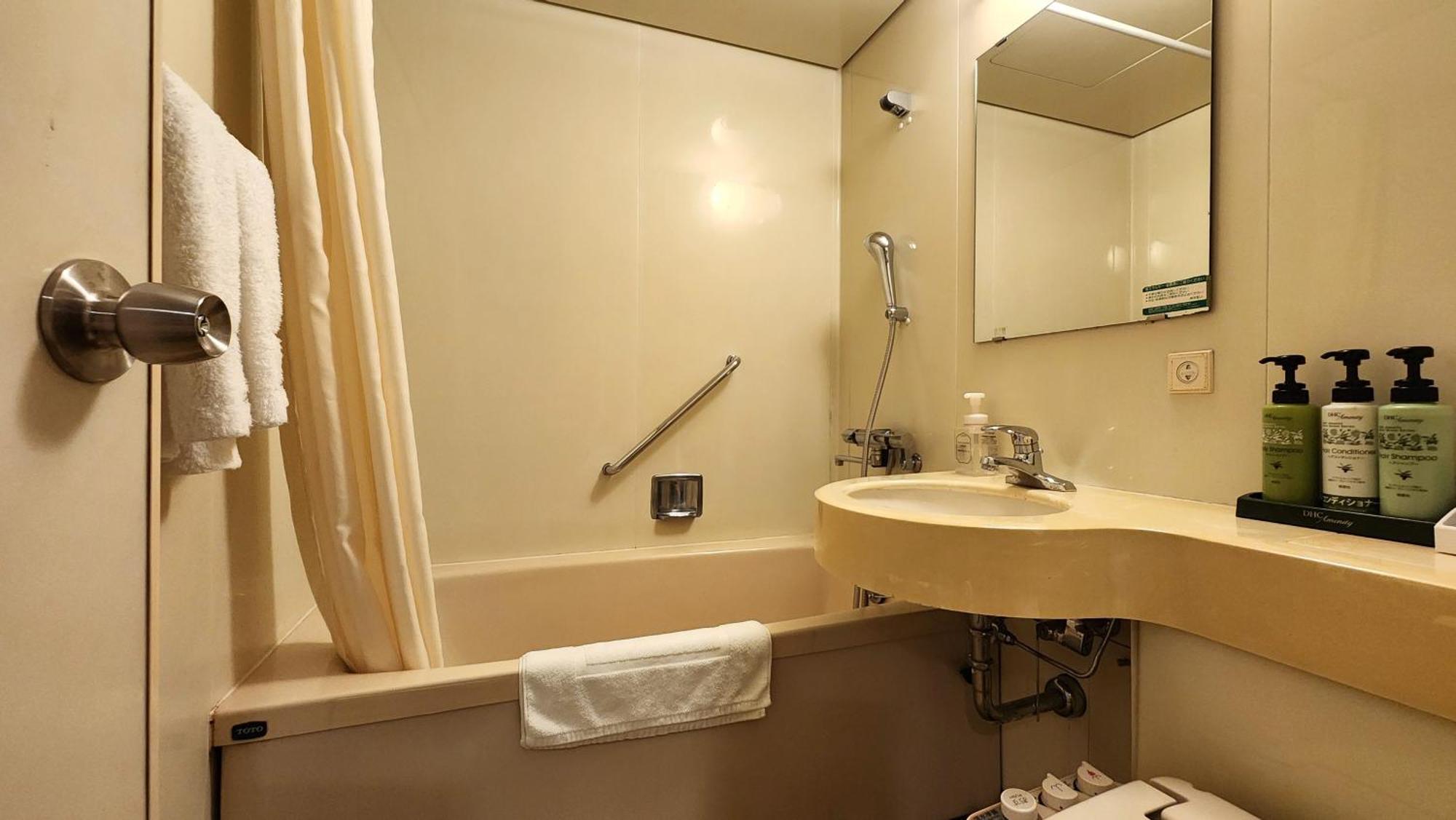 Platon Hotel Yokkaichi Exterior photo